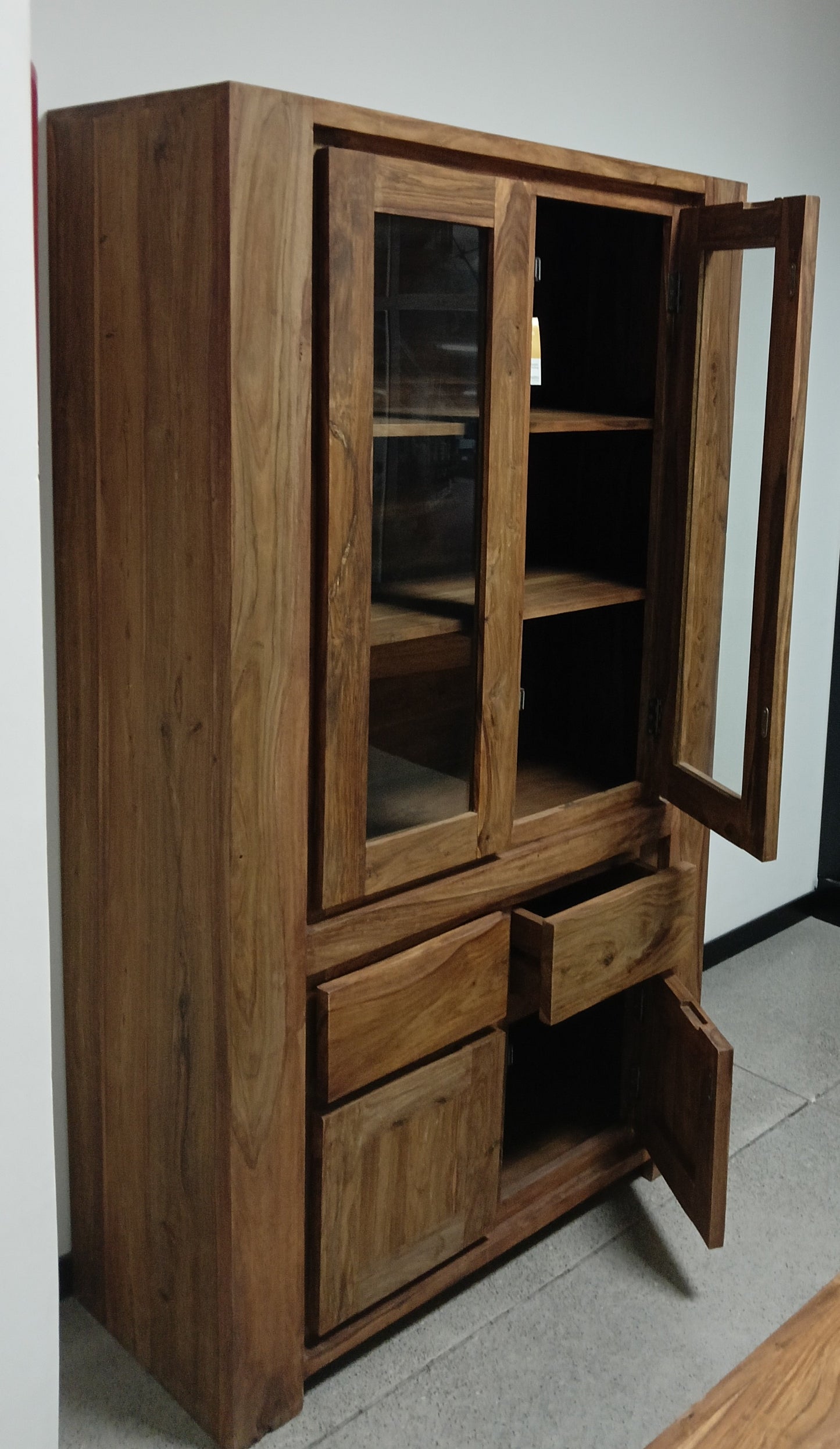 MOBILE VETRINA IN LEGNO ETNICO