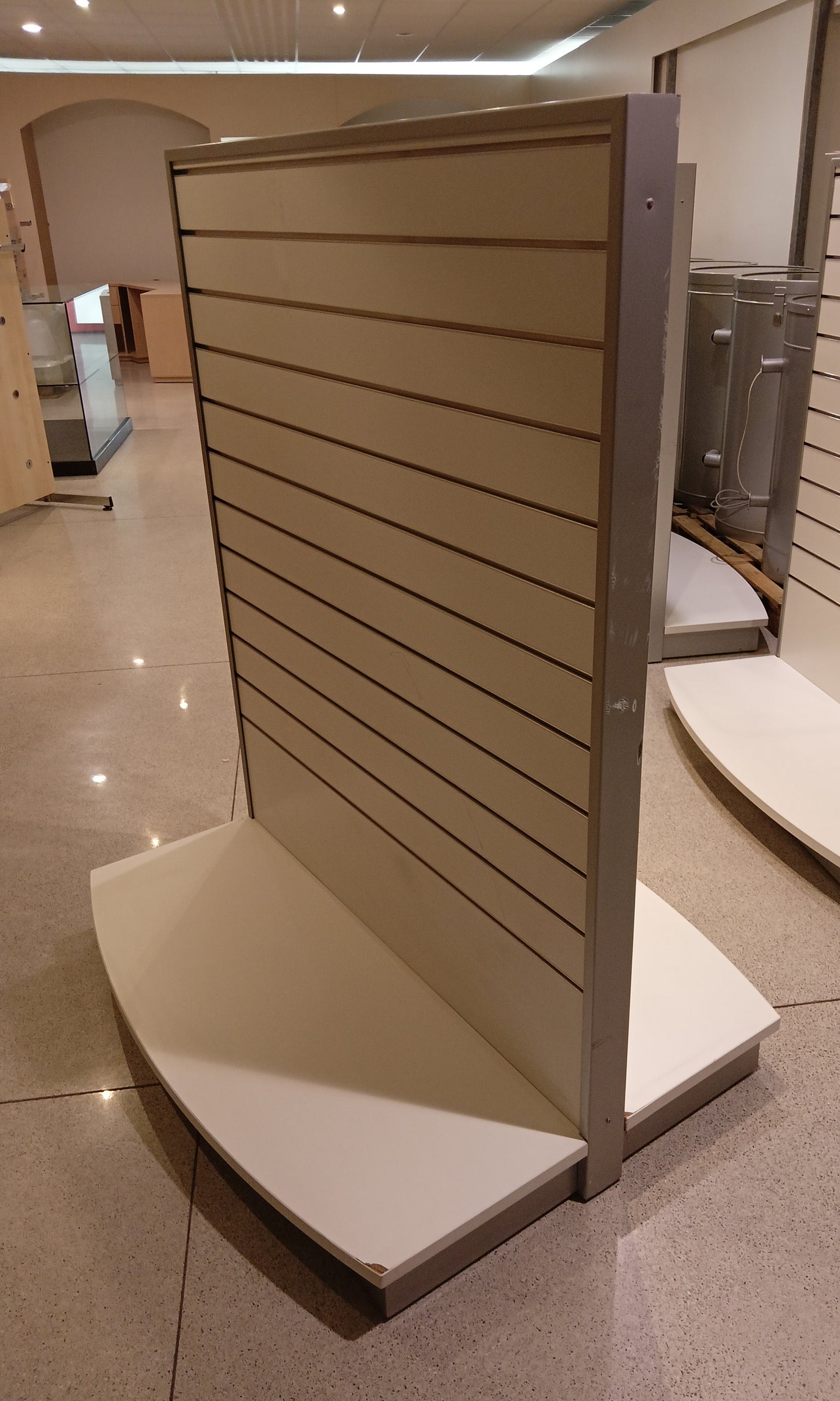 ESPOSITORE BIFACCIALE