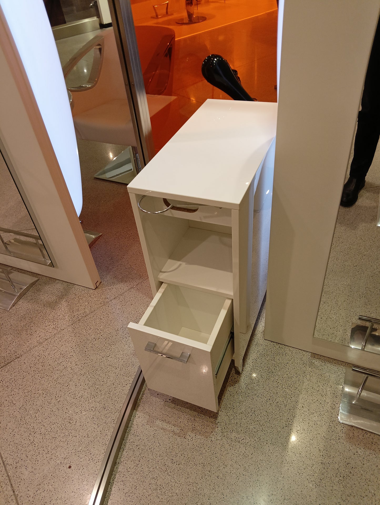 Mobiletto BIFACCIALE