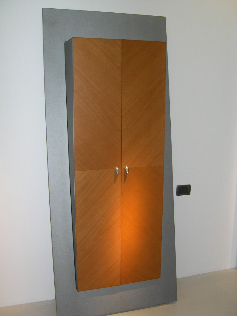Espositore BASIC STARCK